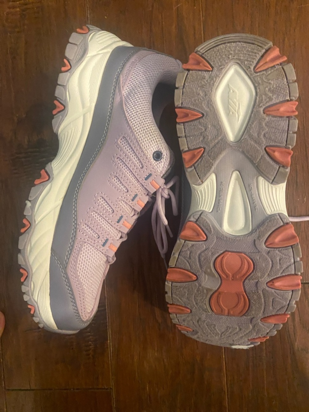Lightweight Lavender Athletic Sneakers - 8.5 women’s - Picture 6 of 7